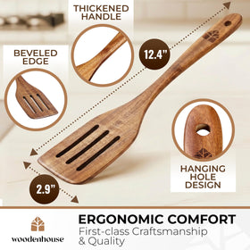 Woodenhouse teak spatula scraper: efficient edges reach corners and scrape cookware safely.