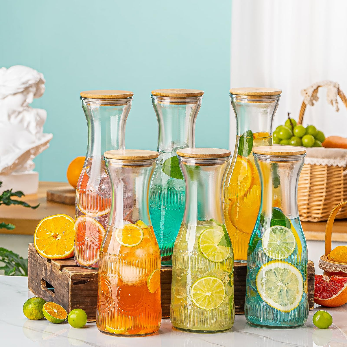 Wookgreat vintage design carafe enhances party beverage service with style.