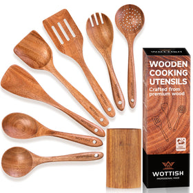 WOTTISH wooden utensil holder keeps tools within reach and dry