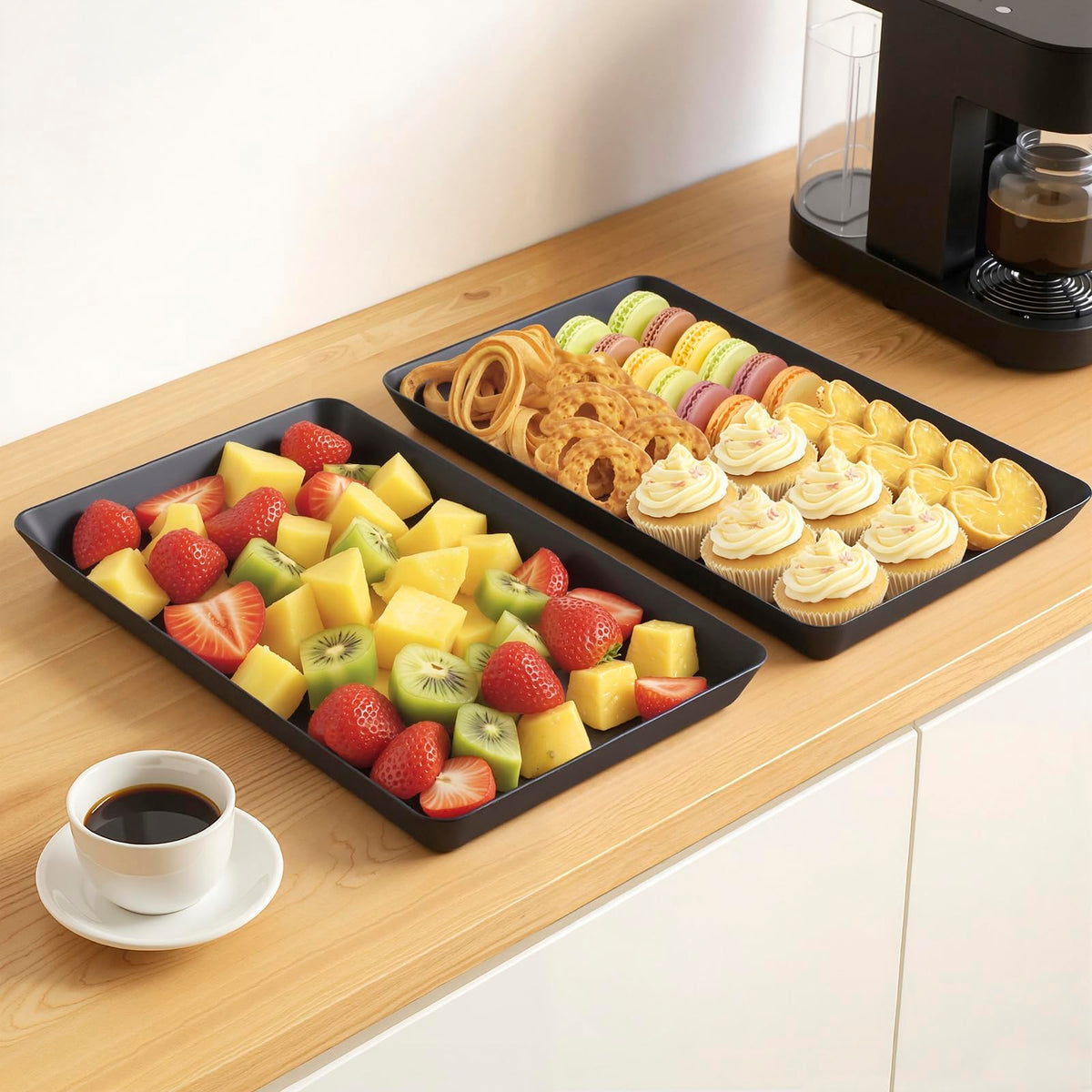 WOWBOX easy-clean, stackable tray cleans quickly and stores compactly