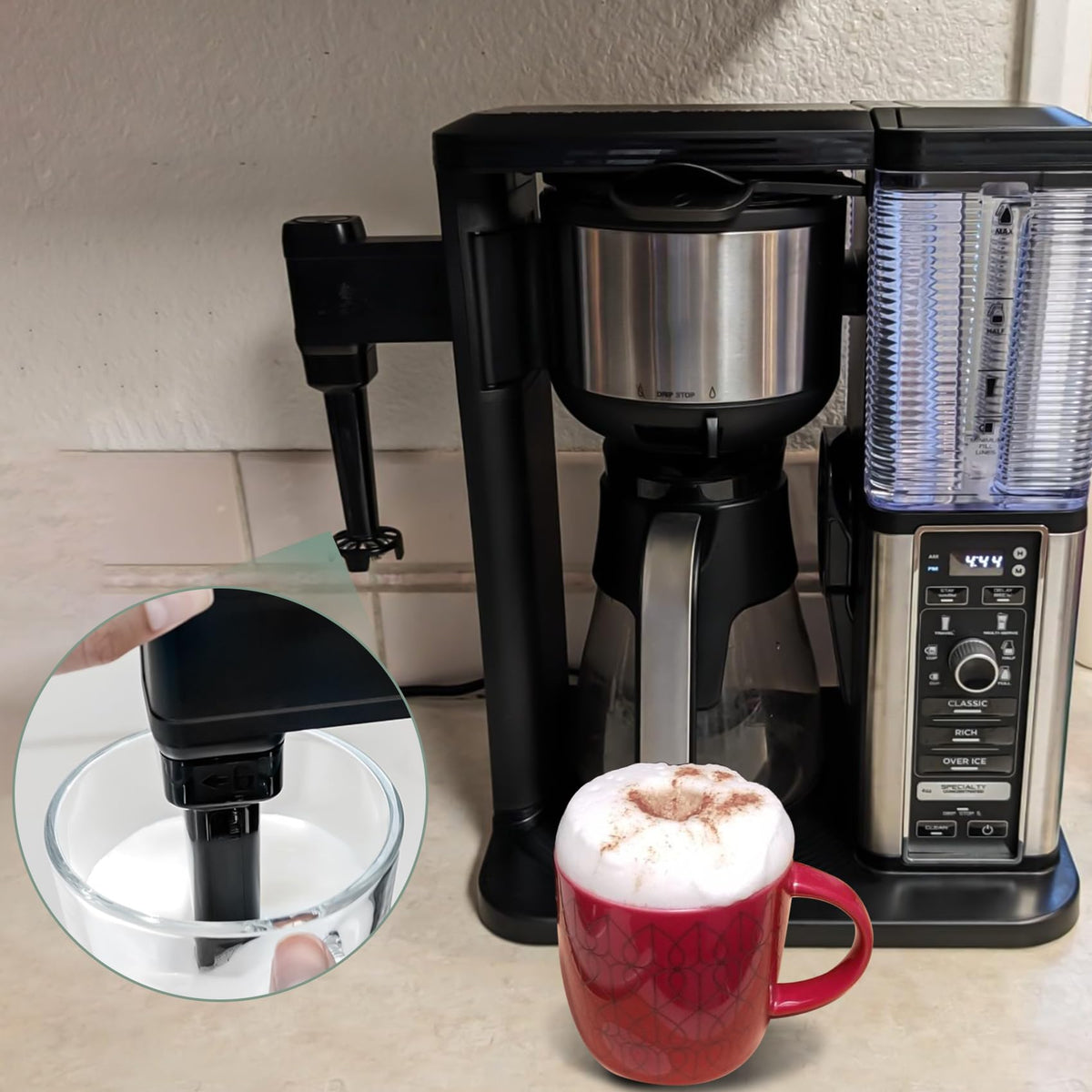 WSEYU froths hot or cold milk for versatile drinks