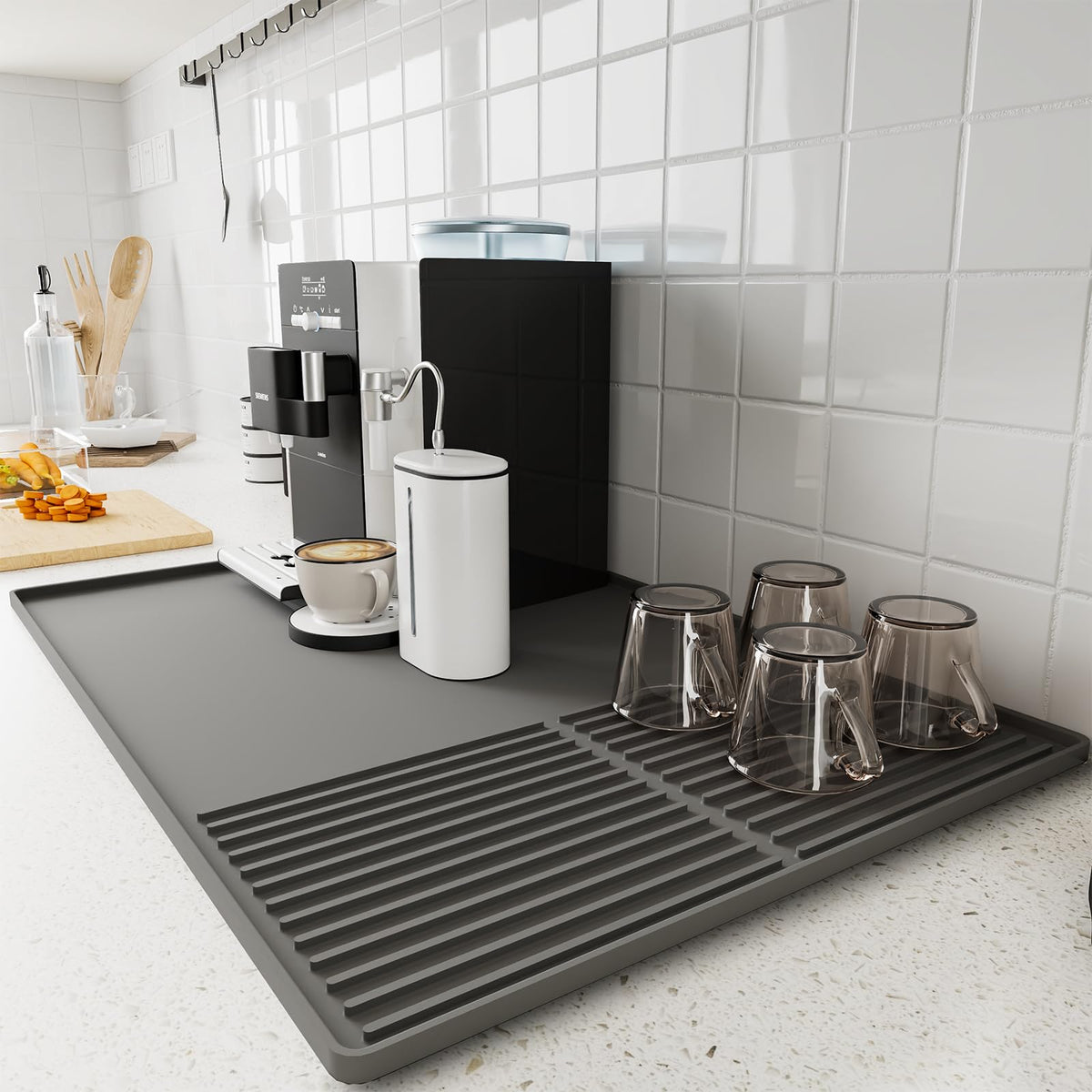WUDIALIEN silicone coffee mat with raised edges protecting counters from spills and splashes