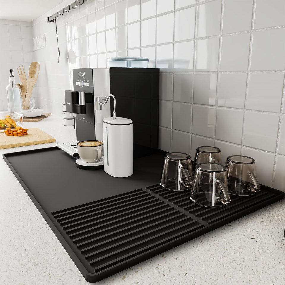WUDIALIEN silicone coffee mat with raised edges protects countertops from spills