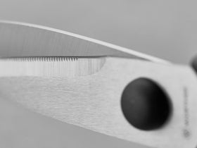Wüsthof Come Apart shears cutting twine for crafts and kitchen tasks