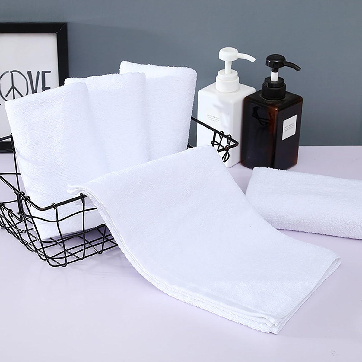 WUWEOT versatile towels for cleaning mirrors, windows, and countertops
