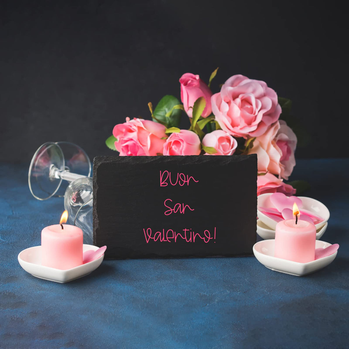 WUWEOT small porcelain dishes elevate table settings and parties.