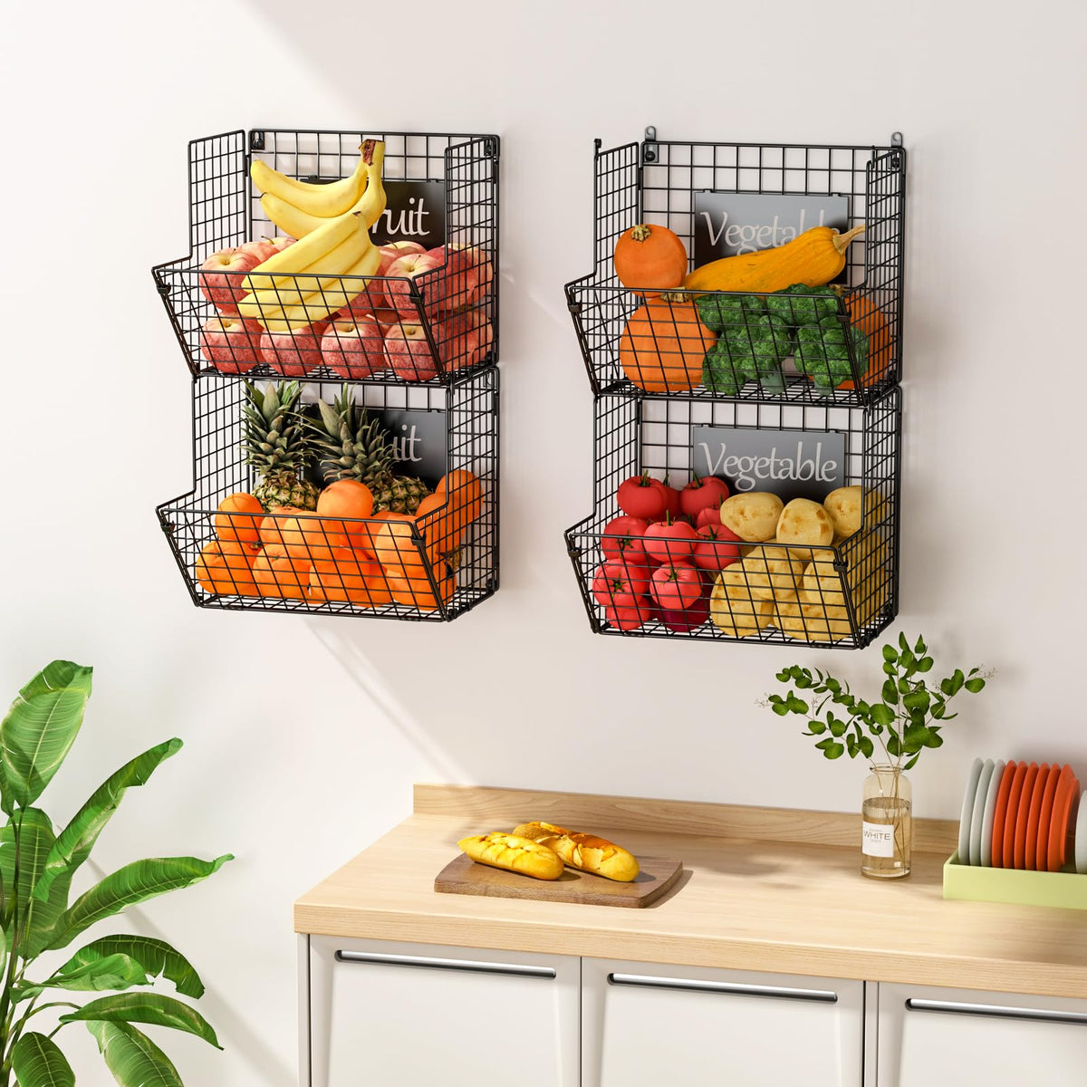 X-cosrack includes five hooks to organize utensils and accessories.