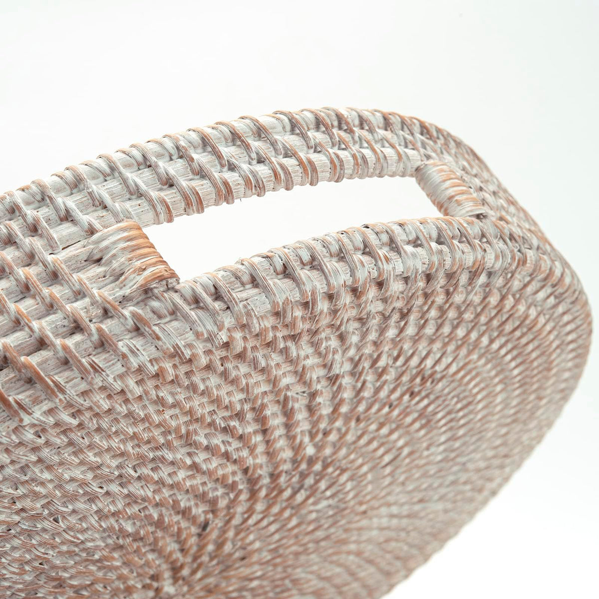 Ximisise large round rattan tray with whitewash finish for decor display.