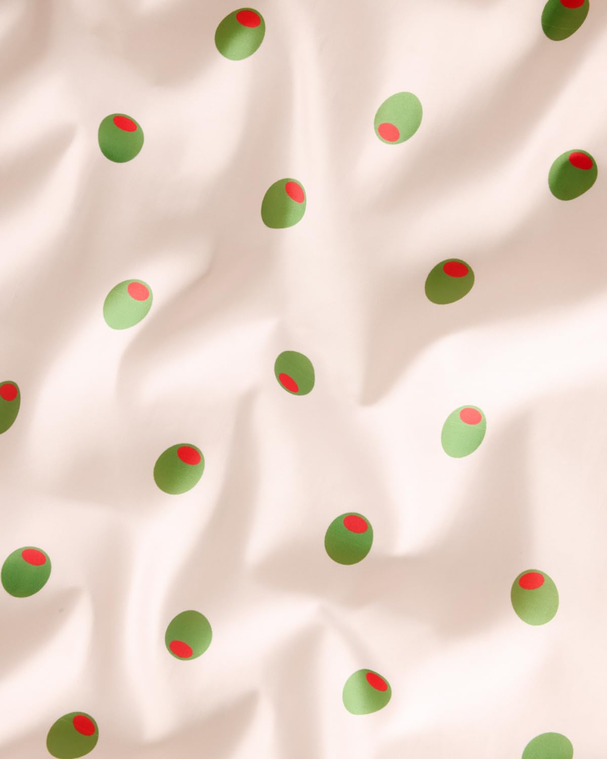 xo, Fetti olive tablecloth suits martini nights, birthdays, and glam gatherings