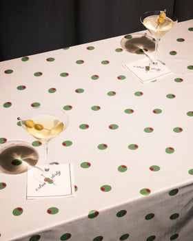 xo, Fetti olive tablecloth in 54 x 108 inches for quick party setup