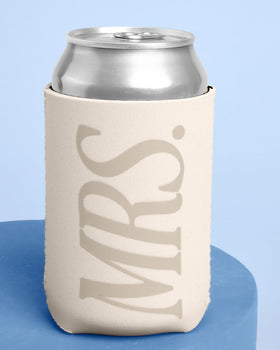 The xo Fetti travel-ready drink sleeve fits cans and bottles, ideal for parties and trips.