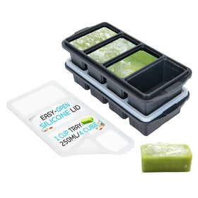 XOMOO silicone freezer tray with lid for organized portioning.
