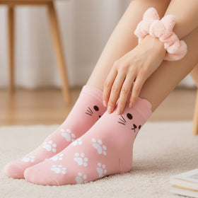 Xqumoi cat-ear hairband adds playful style during pamper days