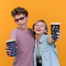 Xumbtvs sleeve keeps drinks cold and hands dry