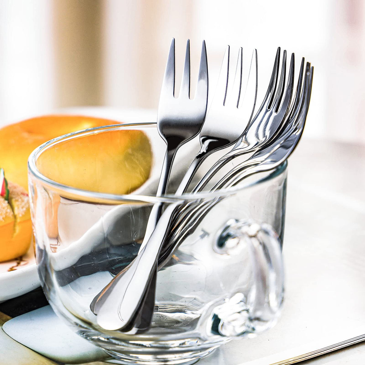XXZWSJSH appetizer forks ideal for canapes and small bites.