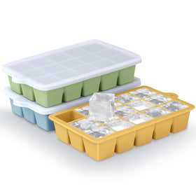 Xyuetia silicone ice cube trays 3-pack for easy-release ice cubes in whiskey and cocktails.