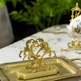 YACSNBF gold napkin holder elevates tables with elegant practicality
