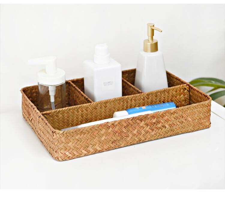 YANGQIHOME four-section basket helps classify kitchen essentials at a glance.