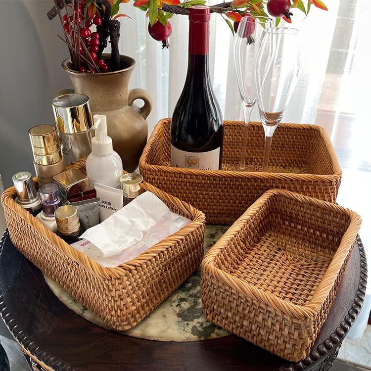 YANGQIHOME natural rattan basket small perfect for cosmetics or coins.