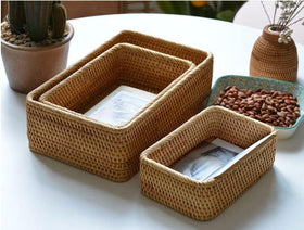 YANGQIHOME woven fruit basket for countertop display and storage.