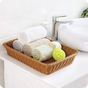 Yarlung outdoor picnic basket for portable food presentation