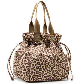 Yarnic leopard lunch bag front view showing stylish design and daily use benefits