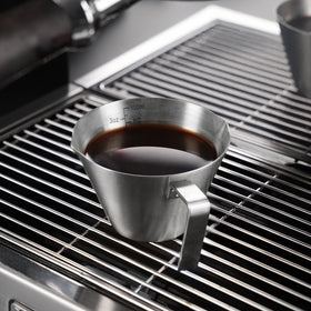 YARRAMATE V-shaped pouring spout minimizes drips