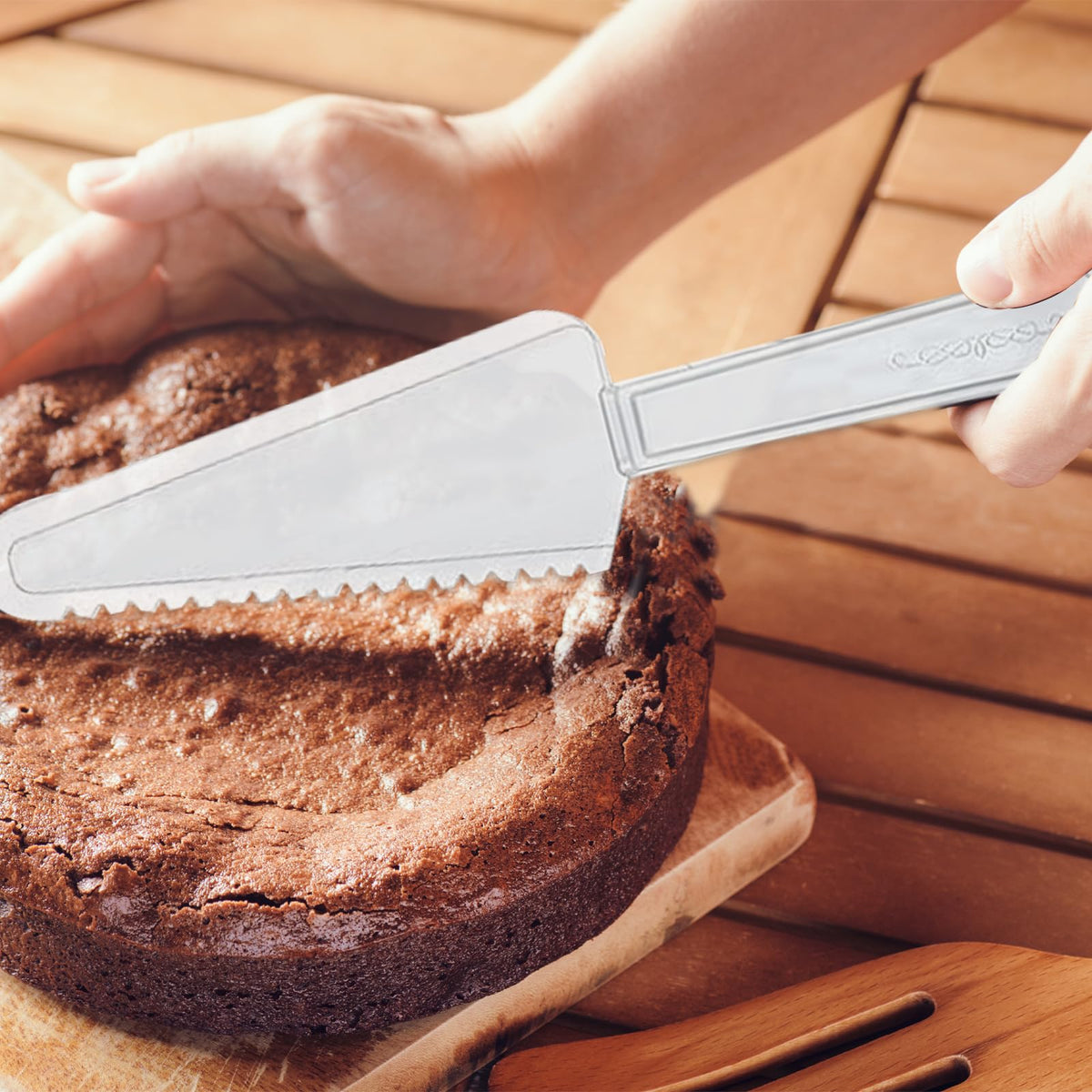 Yaure Joy lightweight 23cm cake cutters for daily use