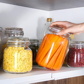 YEBODA airtight clamp lids keep contents fresh and prevent flavor transfer.