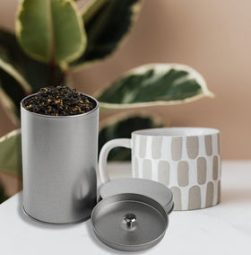 Yesland gift-ready tea container in silver adds a stylish touch.