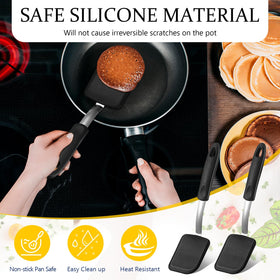 Yetene spatula with hanging hole for easy kitchen storage and access.