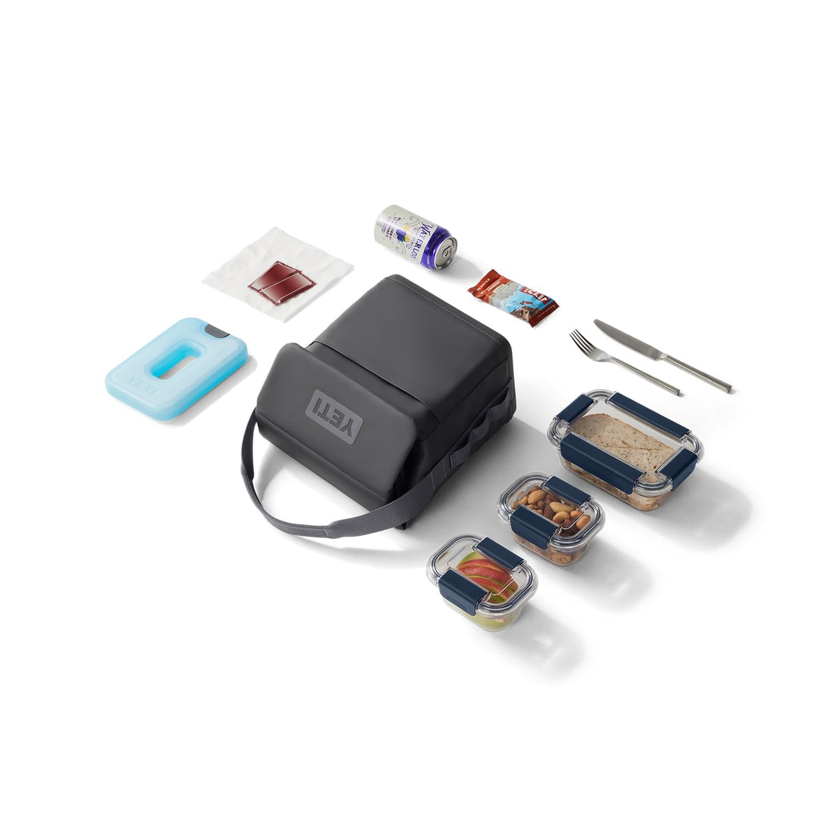 YETI Daytrip MagSnap closure allows quick access and secure sealing.