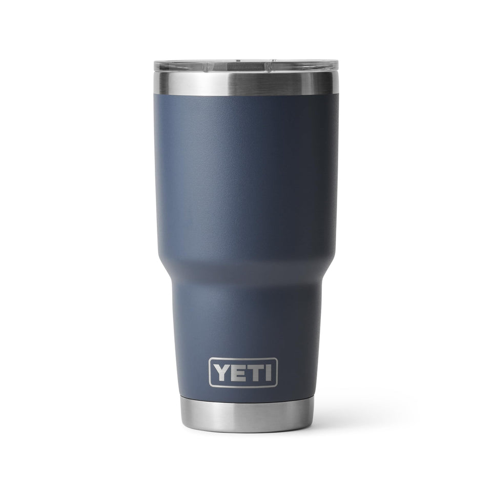 YETI Rambler 30 oz navy with magnetic lid for secure, spill-resistant sipping.