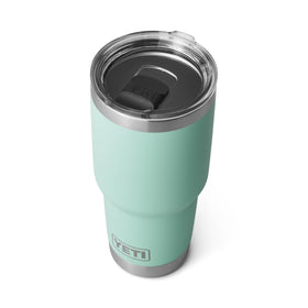 YETI Rambler 30oz Seafoam double-wall insulation preserves temperature longer