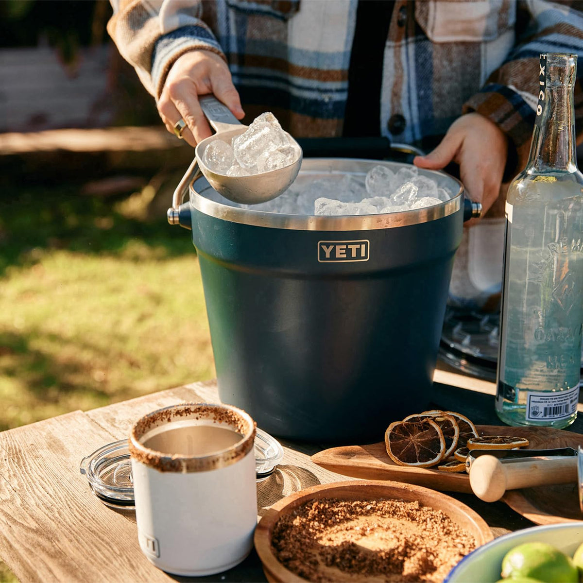 YETI Rambler Beverage Bucket rotating handle eases transport.