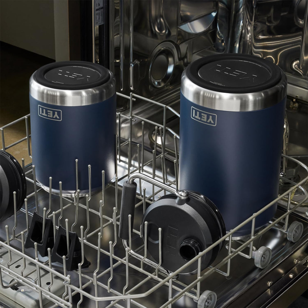 YETI Rambler 2.0 side-hold for easy one-handed carrying.
