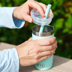 Double-wall insulation keeps drinks cold during outdoor adventures