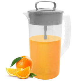 YEXEXINM mixing pitcher with angled blade for quick, even smoothies