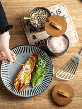 YHOJOY black salt cellar is dishwasher-safe and easy to wipe.