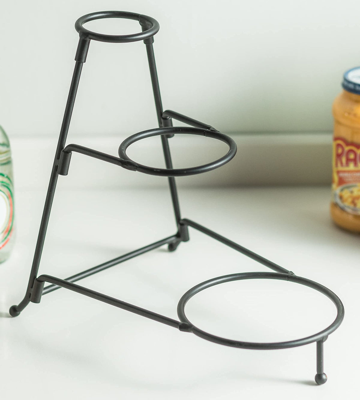 YHOSSEUN assembled stand showcased on dining table