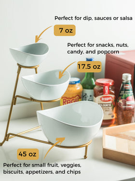 YHOSSEUN gold stand detail adds luxe to displays
