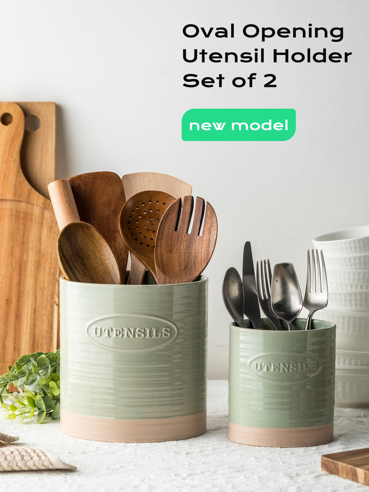 YHOSSEUN small ceramic crock great for cutlery or serving spoons.