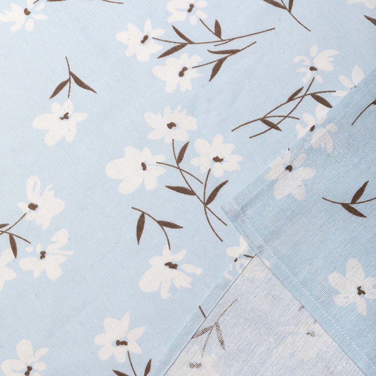 YiHomer Pastoral Round Tablecloth with neat edge stitch for a clean look