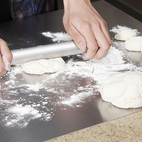 YiYUHAR food-grade 304 stainless steel board highlights durability