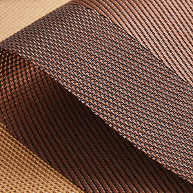 Yiaizhuo placemats provide 18x12 inch coverage to protect surfaces during meals.