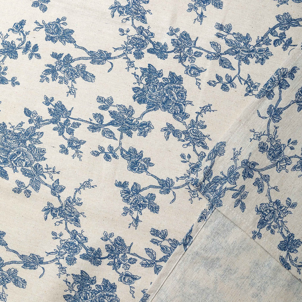 YiHomer Pastoral 52x52 tablecloth in dark blue floral, wrinkle-resistant for neat dining