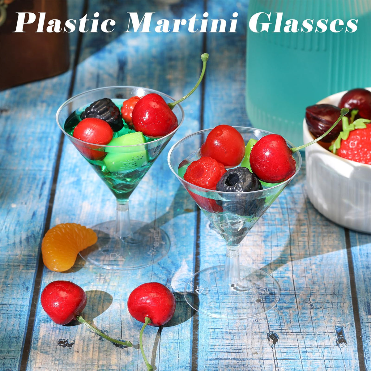 Yinkin plastic martini glasses suitable for desserts and wine use