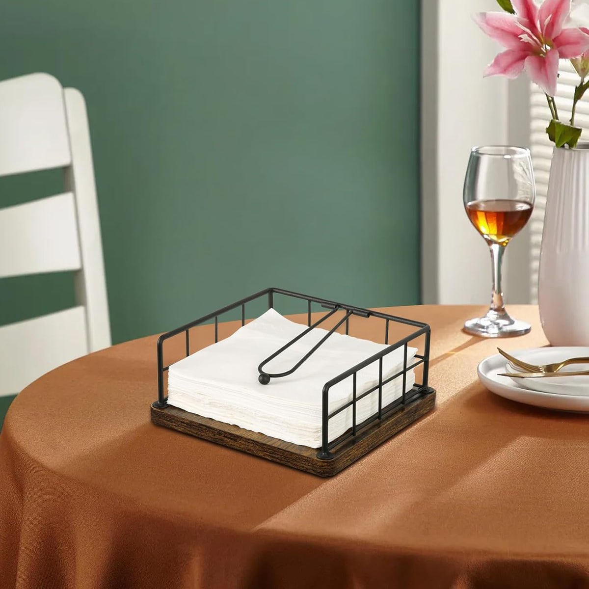 YINMIT non-slip bottom protects tabletops from scratches