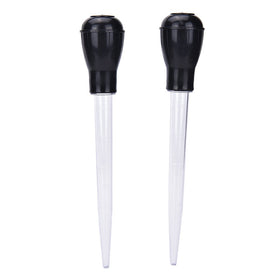 Yiphates turkey baster with silicone bulb for easy roasting juice basing.