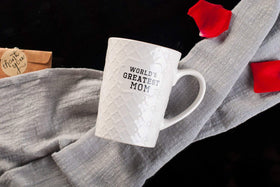 Ynsfree easy-grip handle mug designed to prevent slips during use.